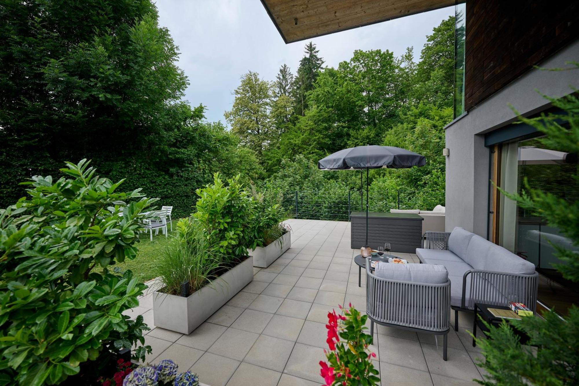 Charmantes Apartment Im Gruenen Брегенц Екстериор снимка
